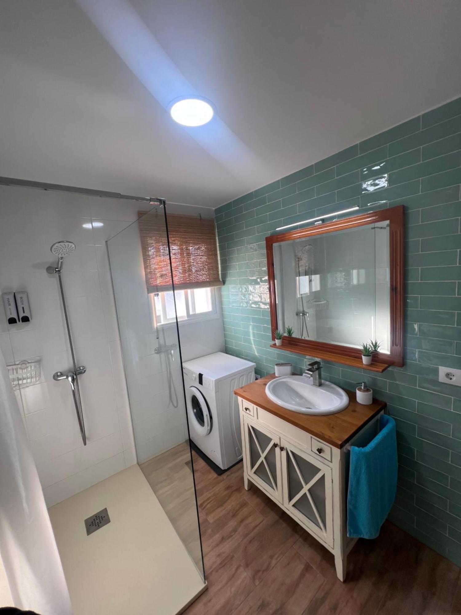 Apartamento El Faro Барбате Екстериор снимка